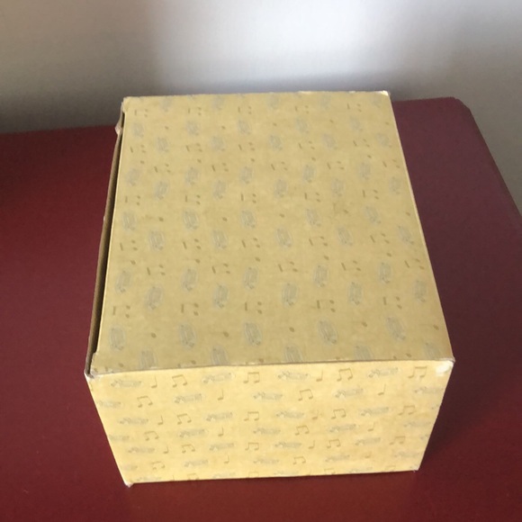 San Francisco Music Box Company Phantom Music Box - Picture 16 of 16